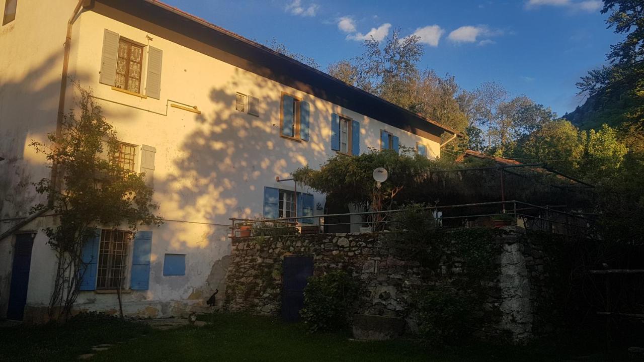 B&B Il Gatto NeroCastelveccana エクステリア 写真
